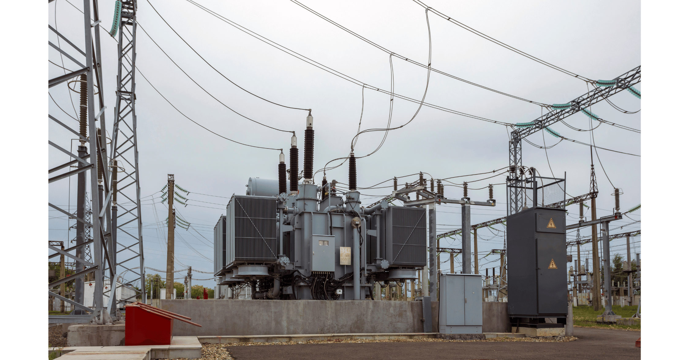 Tegangan Genset Naik Turun? Ini Penyebab dan Cara Mengatasinya!